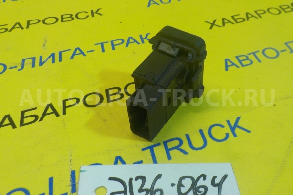 КНОПКА Isuzu Elf 4HF1 КНОПКА 4HF1 1996 8-97076-358-0 КНОПКА Isuzu Elf 4HF1 КНОПКА 4HF1 1996 8-97076-358-0