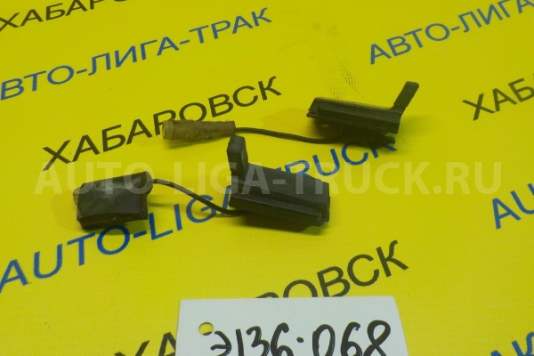 КНОПКА Isuzu Elf 4HF1 КНОПКА 4HF1 1996  8-97855-032-2