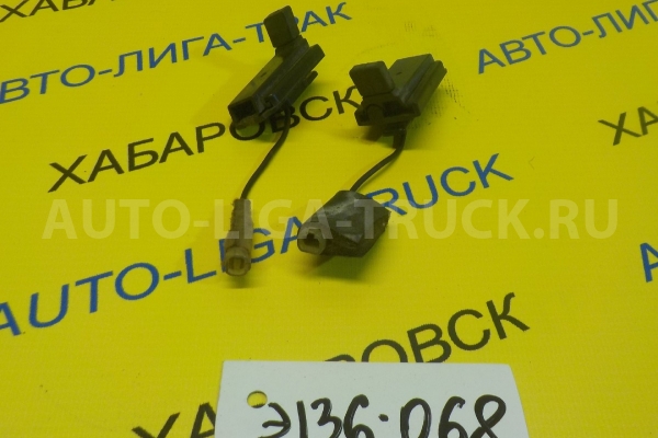 КНОПКА Isuzu Elf 4HF1 КНОПКА 4HF1 1996  8-97855-032-2