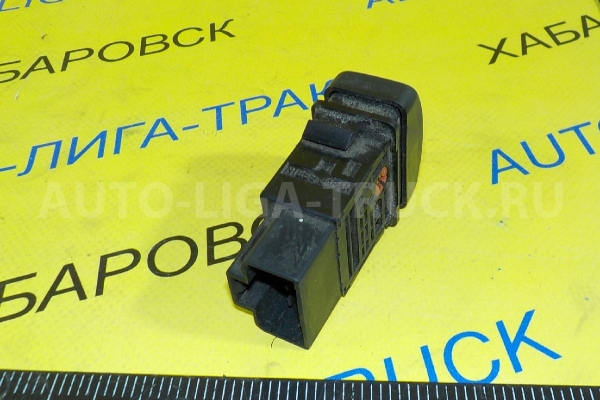 КНОПКА Isuzu Elf 4HG1 КНОПКА 4HG1 1999  8-97140-590-0