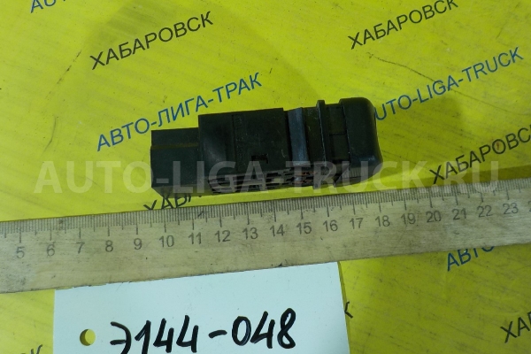 КНОПКА Isuzu Elf 4HG1 КНОПКА 4HG1 2001  8-97140-585-0