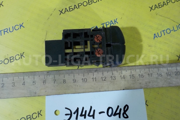 КНОПКА Isuzu Elf 4HG1 КНОПКА 4HG1 2001  8-97140-585-0