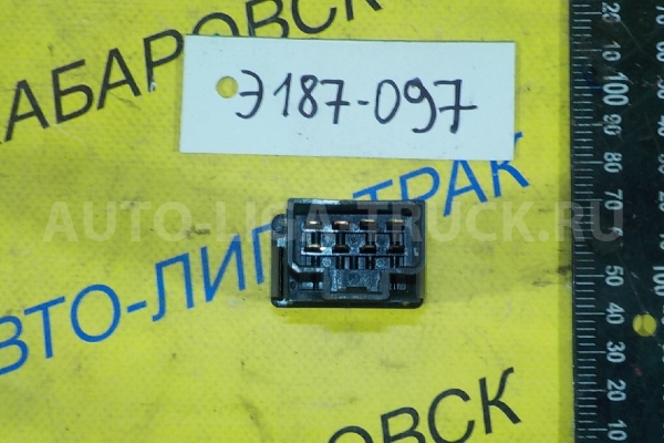 КНОПКА Isuzu Elf 4HJ1 КНОПКА 4HJ1 2004 8-97136-690-0 КНОПКА Isuzu Elf 4HJ1 КНОПКА 4HJ1 2004 8-97136-690-0