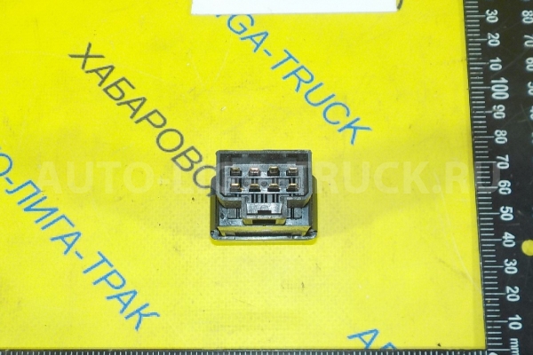 КНОПКА Isuzu Elf 4HF1 КНОПКА 4HF1 1996  8-97076-345-2