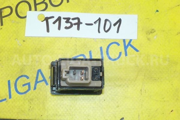 КНОПКА Mazda Titan 4HF1 КНОПКА 4HF1 1998 W201-66-440A КНОПКА Mazda Titan 4HF1 КНОПКА 4HF1 1998 W201-66-440A