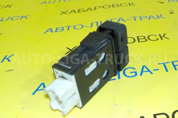 КНОПКА Mazda Titan 4HF1 КНОПКА 4HF1 2002  W610-66-6K0