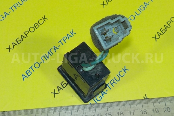 КНОПКА Mazda Titan 4HG1 КНОПКА 4HG1 1995  W412-66-4B0A