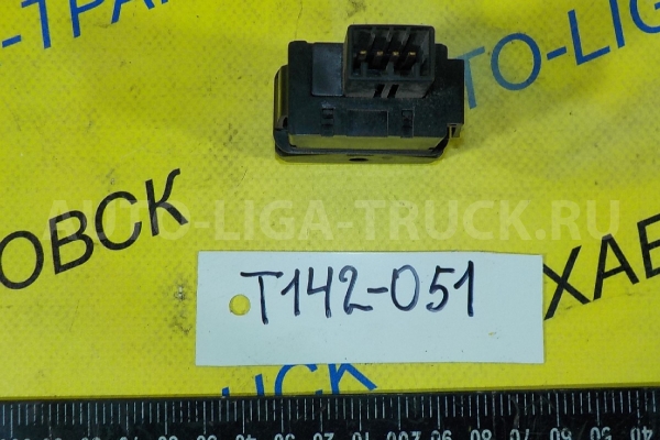 КНОПКА Mazda Titan 4HG1 КНОПКА 4HG1 2000  W610-66-6J0