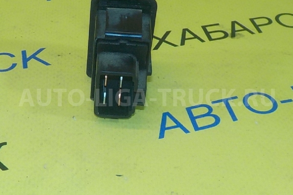 КНОПКА Mazda Titan SL КНОПКА SL 1994  W201-66-350