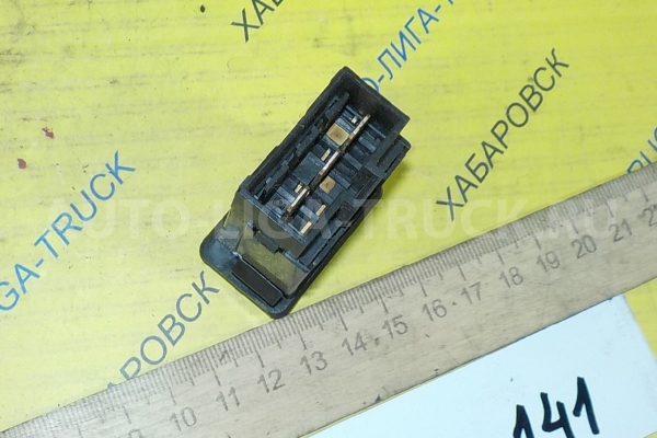 КНОПКА Mitsubishi Canter КНОПКА MC898145 КНОПКА Mitsubishi Canter КНОПКА MC898145