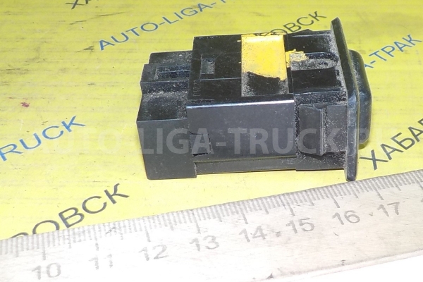 КНОПКА Mitsubishi Canter КНОПКА MC898145 КНОПКА Mitsubishi Canter КНОПКА MC898145