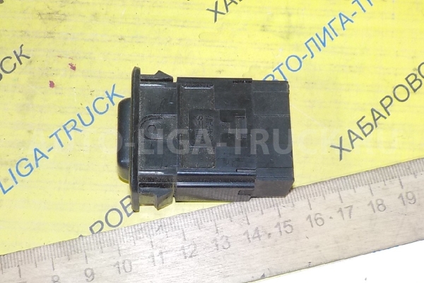 КНОПКА Mitsubishi Canter КНОПКА MC898145 КНОПКА Mitsubishi Canter КНОПКА MC898145