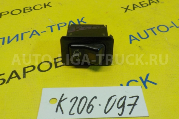 КНОПКА Mitsubishi Canter 4D32 КНОПКА 4D32 1990  MB302655