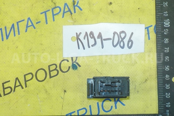 КНОПКА Mitsubishi Canter 4M50 КНОПКА 4M50 2005 MK322987 КНОПКА Mitsubishi Canter 4M50 КНОПКА 4M50 2005 MK322987