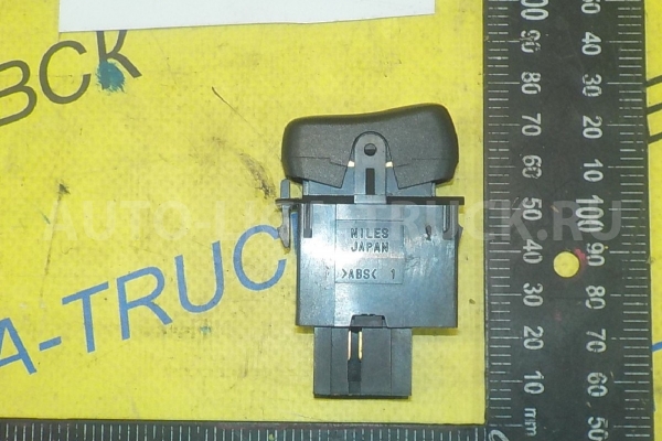 КНОПКА Mitsubishi Canter 4M50 КНОПКА 4M50 2005 MK322987 КНОПКА Mitsubishi Canter 4M50 КНОПКА 4M50 2005 MK322987