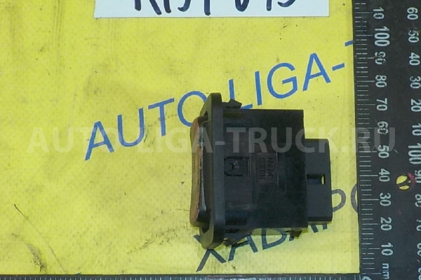 КНОПКА Mitsubishi Canter 4M50 КНОПКА 4M50 2005  MC857150