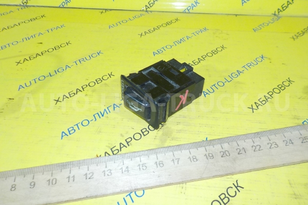 КНОПКА Mitsubishi Canter КНОПКА    MC859120