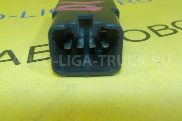 КНОПКА Toyota Dyna, Toyoace 3L КНОПКА 3L 1998  84660-37020