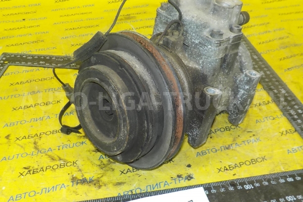 Компрессор кондиционера Mazda Titan 4HG1 Компрессор кондиционера 4HG1 1999  W424-61-450A