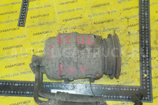 Компрессор кондиционера Nissan Atlas TD25 Компрессор кондиционера TD25 1996  92600-2T405