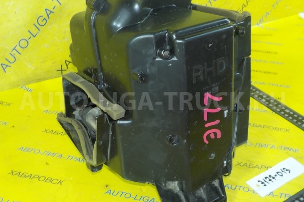 Кондиционер салона Isuzu Elf 4HF1 Кондиционер салона 4HF1 1996  8-97048-333-3