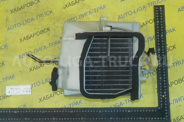 Кондиционер салона Mazda Titan 4HF1 Кондиционер салона 4HF1 2001  W620-61-520J