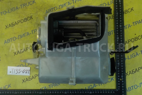 Кондиционер салона Mazda Titan 4HF1 Кондиционер салона 4HF1 2001  W620-61-520J