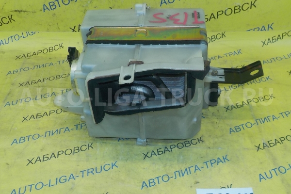 Кондиционер салона Mazda Titan 4HF1 Кондиционер салона 4HF1 2001  W620-61-520J