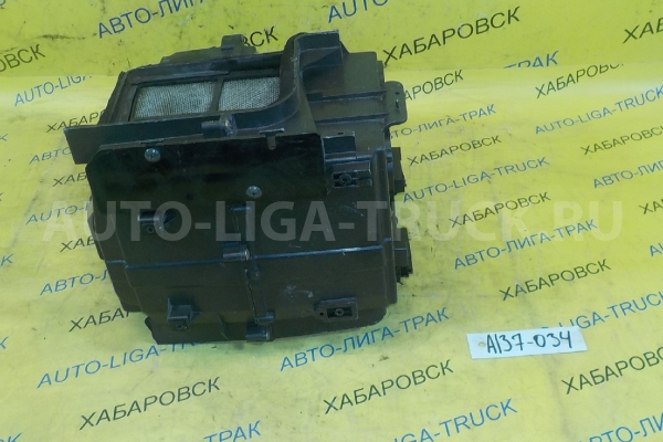 Кондиционер салона Nissan Atlas QD32 Кондиционер салона QD32 2001  27270-0T405