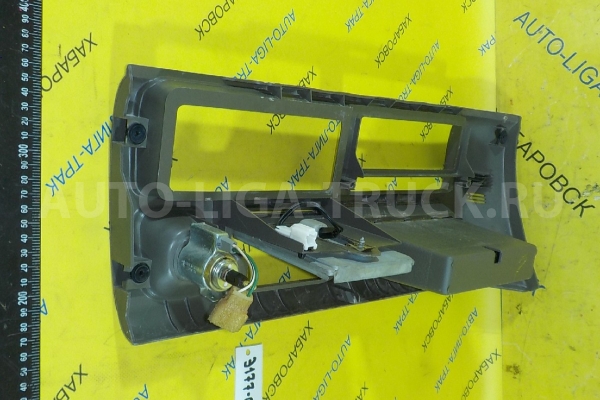 Консоль Isuzu Elf 4HF1 Консоль 4HF1 1996 8-97853-862-9 Консоль Isuzu Elf 4HF1 Консоль 4HF1 1996 8-97853-862-9