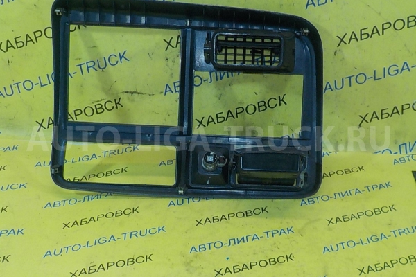 Консоль Mitsubishi Canter 4M50 Консоль 4M50   MC964570