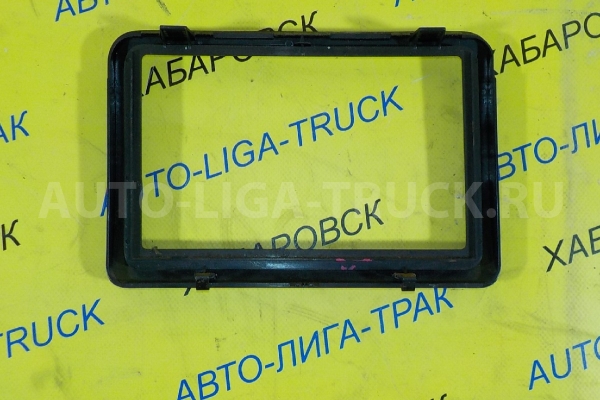 Консоль Nissan Atlas QD32 Консоль QD32 1999 68260-0T000 Консоль Nissan Atlas QD32 Консоль QD32 1999 68260-0T000