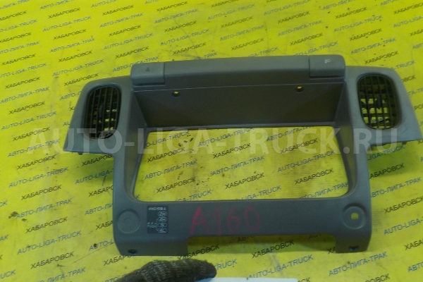 Консоль Nissan Atlas QD32 Консоль QD32 1998 68241-0T000 Консоль Nissan Atlas QD32 Консоль QD32 1998 68241-0T000