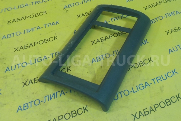 Консоль Nissan Atlas TD27 Консоль TD27 1999 68570-0T000 Консоль Nissan Atlas TD27 Консоль TD27 1999 68570-0T000