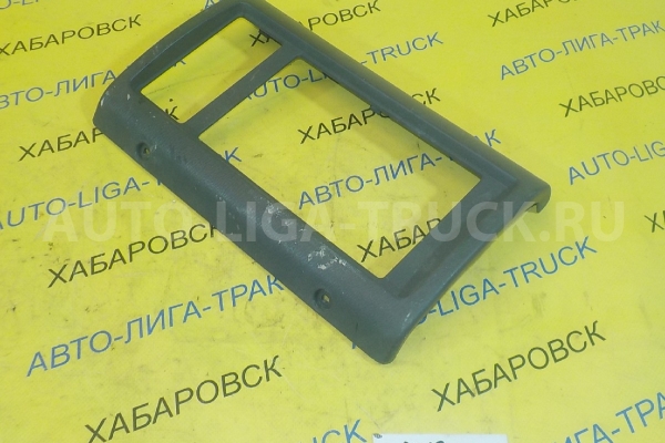 Консоль Nissan Atlas TD27 Консоль TD27 1999 68570-0T000 Консоль Nissan Atlas TD27 Консоль TD27 1999 68570-0T000