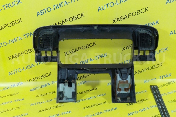 Консоль панели приборов Isuzu Elf 4HF1 Консоль панели приборов 4HF1 1998  8-97868-143-6