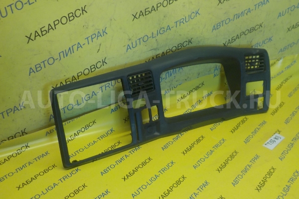 Консоль панели приборов Mazda Titan WL Консоль панели приборов WL 2001  W620-55-420