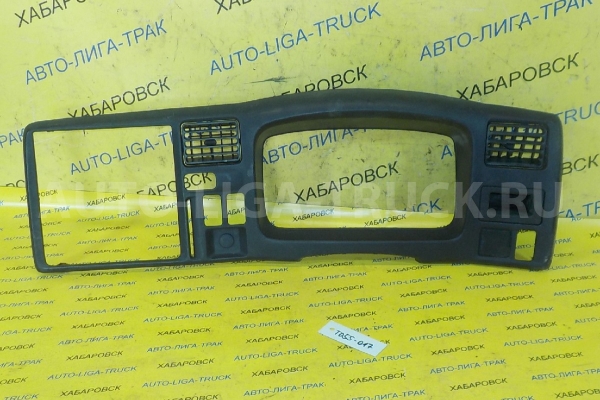 Консоль панели приборов Mazda Titan WL Консоль панели приборов WL 2001  W620-55-420A