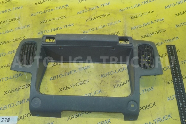 Консоль панели приборов Nissan Atlas Консоль панели приборов 68241-0T000 Консоль панели приборов Nissan Atlas Консоль панели приборов 68241-0T000