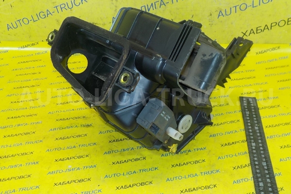 Корпус мотора печки Isuzu Elf 4HG1 Корпус мотора печки 4HG1 1996  8-97106-317-2