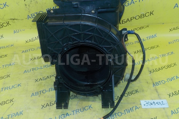 Корпус мотора печки Isuzu Elf 4JG2 Корпус мотора печки 4JG2 1994  8-97106-315-3