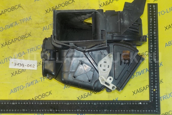 Корпус мотора печки Isuzu Elf 4JG2 Корпус мотора печки 4JG2 1993  8-97106-315-3