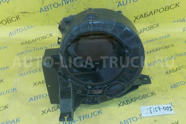 Корпус мотора печки Mazda Titan SL Корпус мотора печки SL 1993  W202-61-140