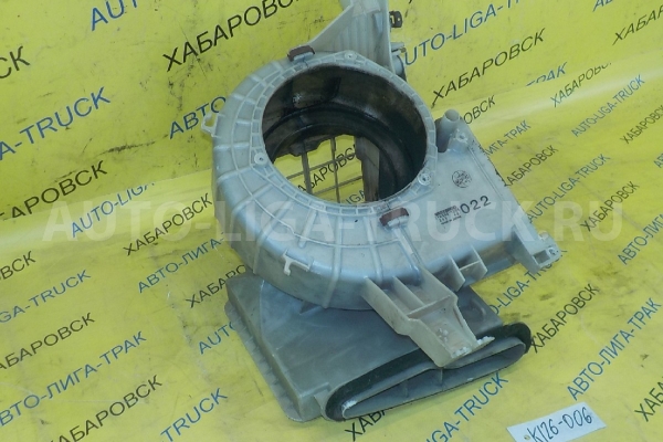 Корпус мотора печки Mitsubishi Canter 4D36 Корпус мотора печки 4D36 1996  MC140022