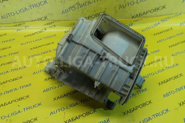 Корпус мотора печки Mitsubishi Canter 4D36 Корпус мотора печки 4D36 1996  MC140022