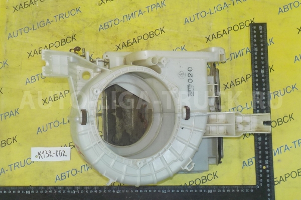 Корпус мотора печки Mitsubishi Canter 4M40 Корпус мотора печки 4M40 1994  MC140020