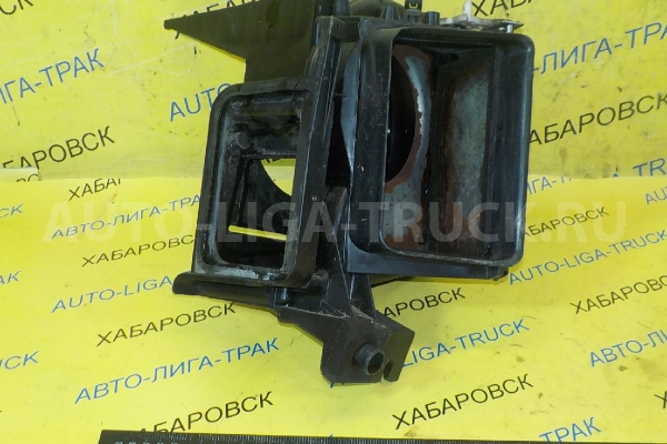 Корпус мотора печки Nissan Atlas QD32 Корпус мотора печки QD32 2005  27200-0T400