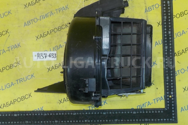 Корпус мотора печки Nissan Atlas QD32 Корпус мотора печки QD32 2001  27200-0T400