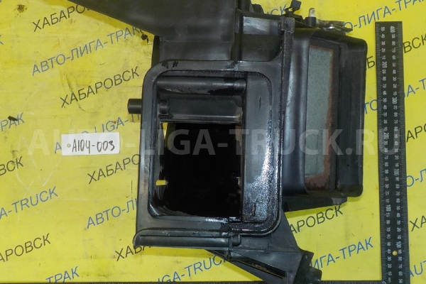 Корпус мотора печки Nissan Atlas QD32 Корпус мотора печки QD32 2000  27200-0T400