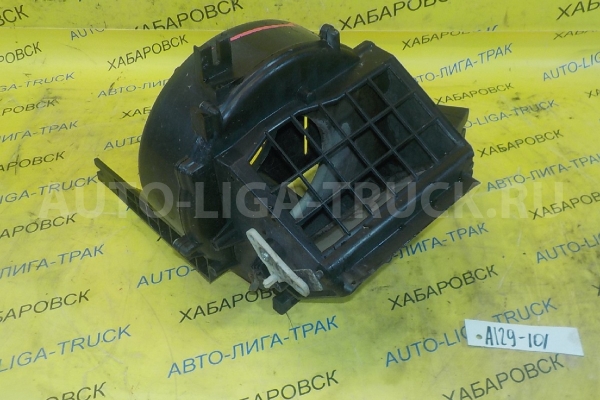 Корпус мотора печки Nissan Atlas TD27 Корпус мотора печки TD27 2001  27200-0T100